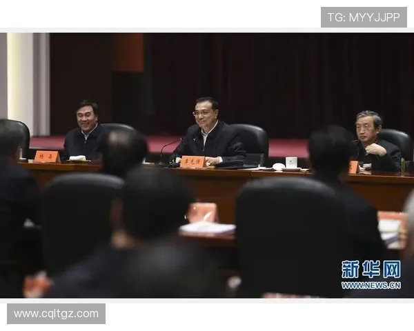 困难面前责任不全归政治因素